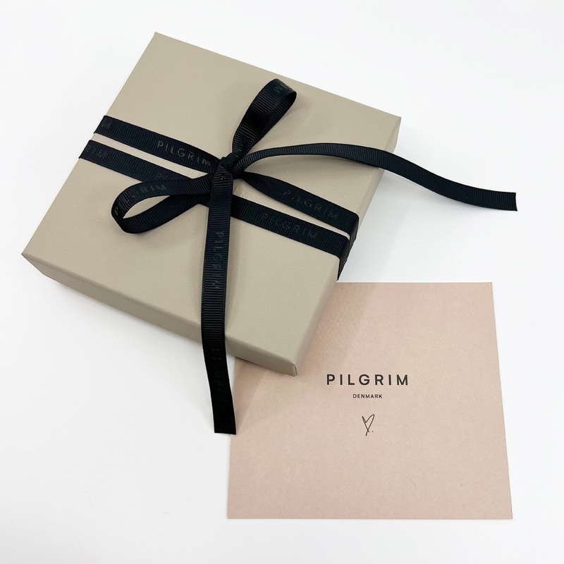 Wrap the gift for me