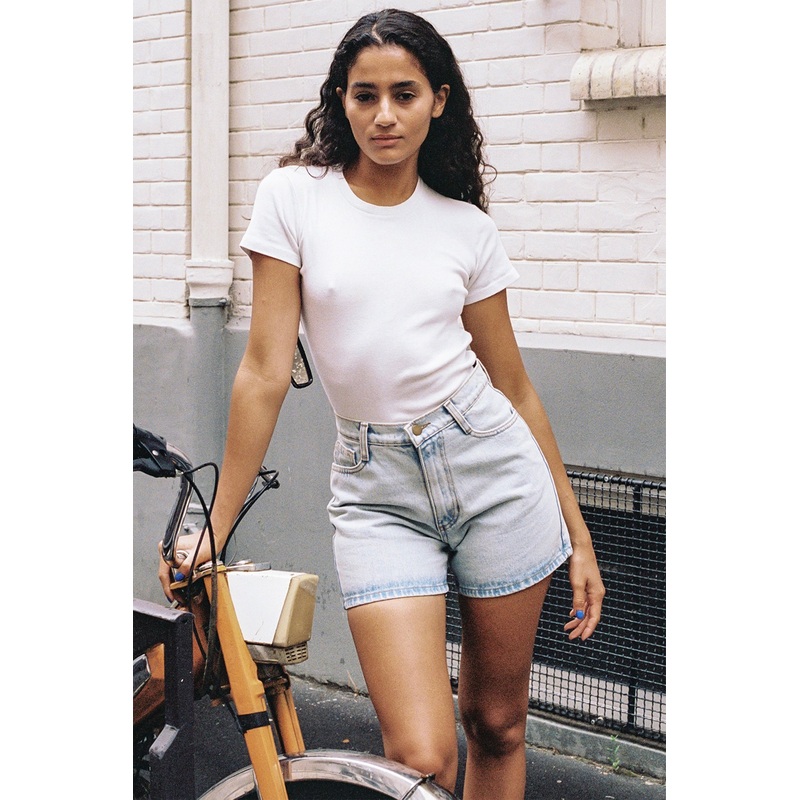 RDNW06 – Denim Mid-Length Short