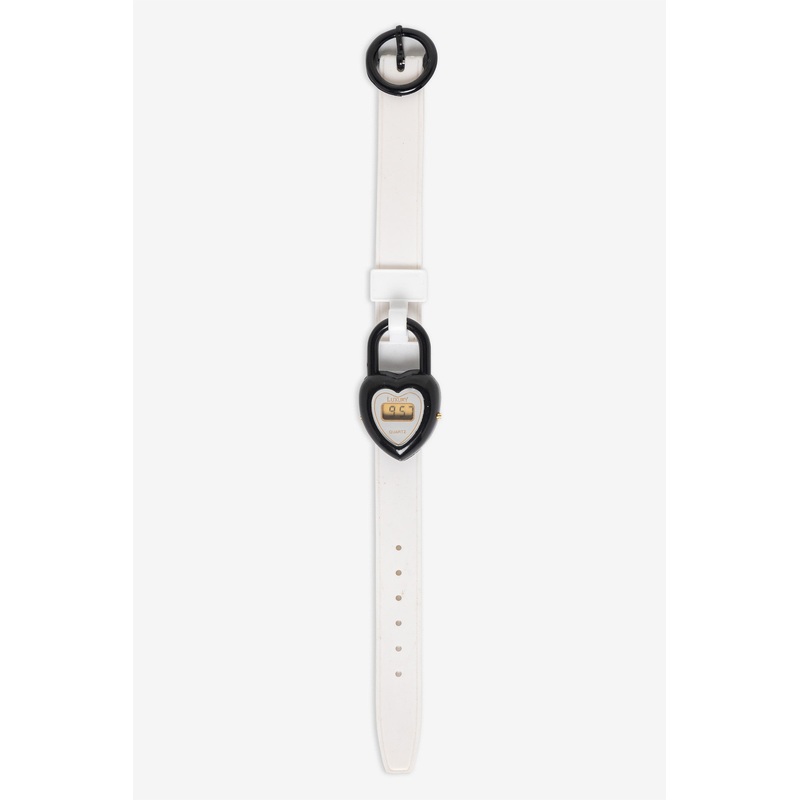 WCHRA34 – Heart Lock Watch