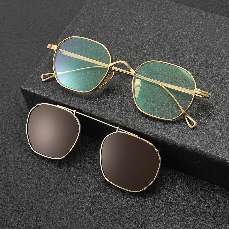Ferrell Titanium Vintage Eyeglasses Frame With Sunglasses Clips