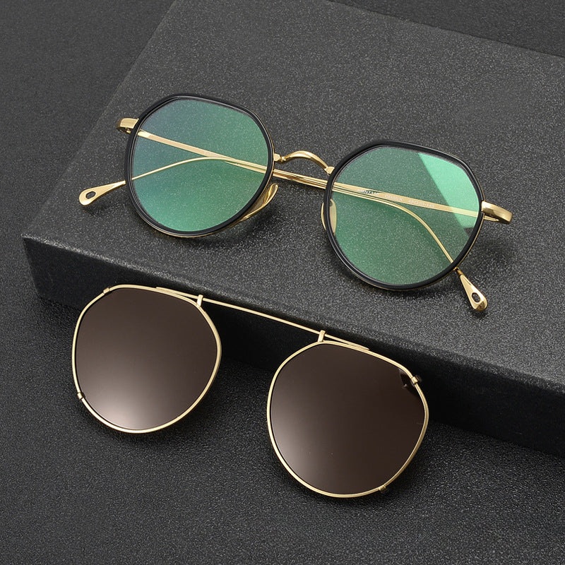 Latta Titanium Vintage Eyeglasses Frame With Sunglasses Clips