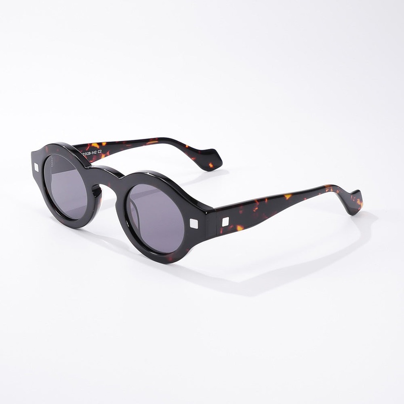 Retro and trendy small round-framed sunglasses