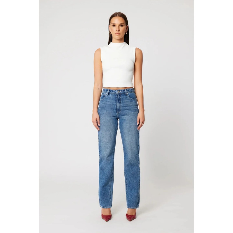 94 Straight Kim Mid Blue Jean