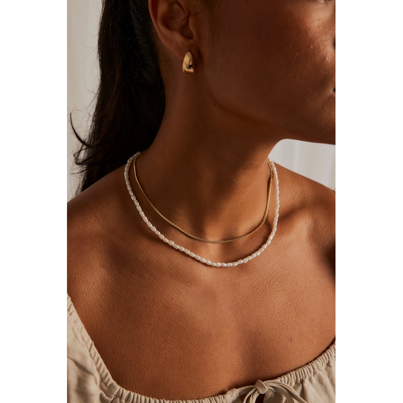 Classic Pearl Beaded Necklace