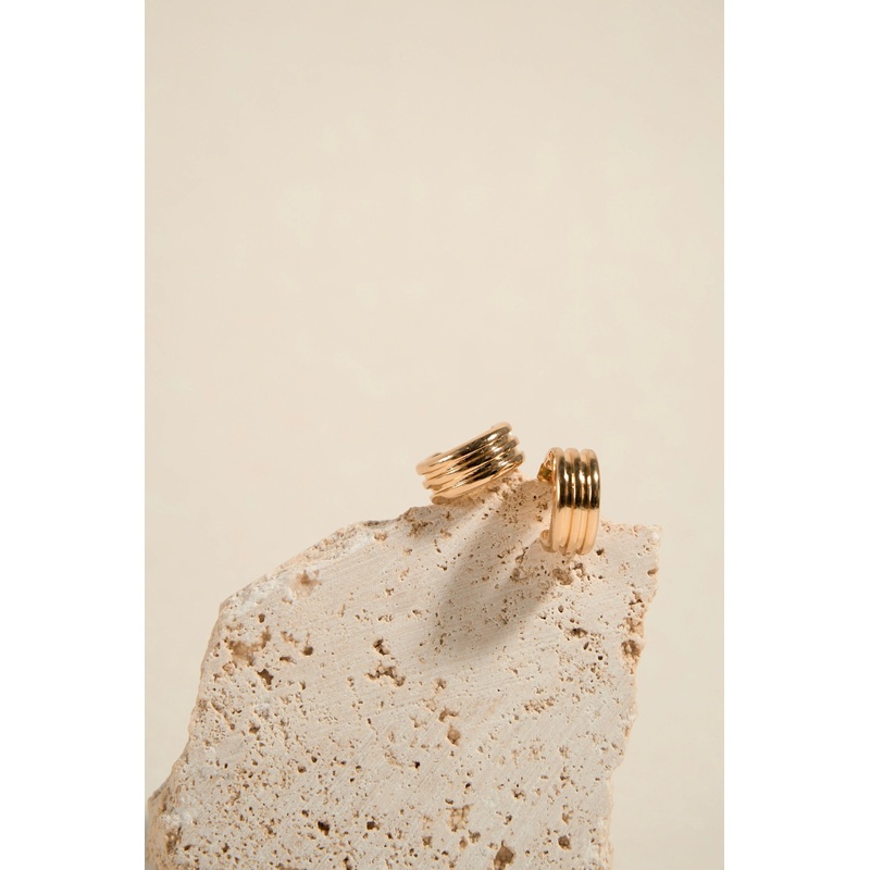 Triple Ridge EOL Gold Huggie Earring