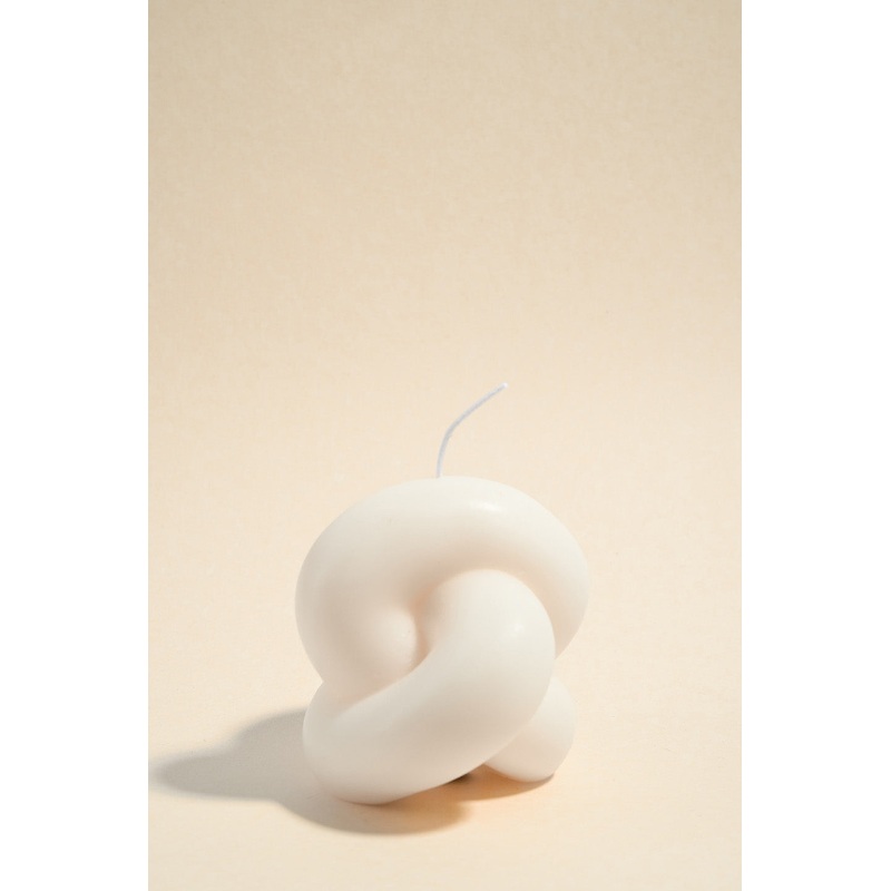 Big Knotted Rope Handmade Soy Ivory Candle