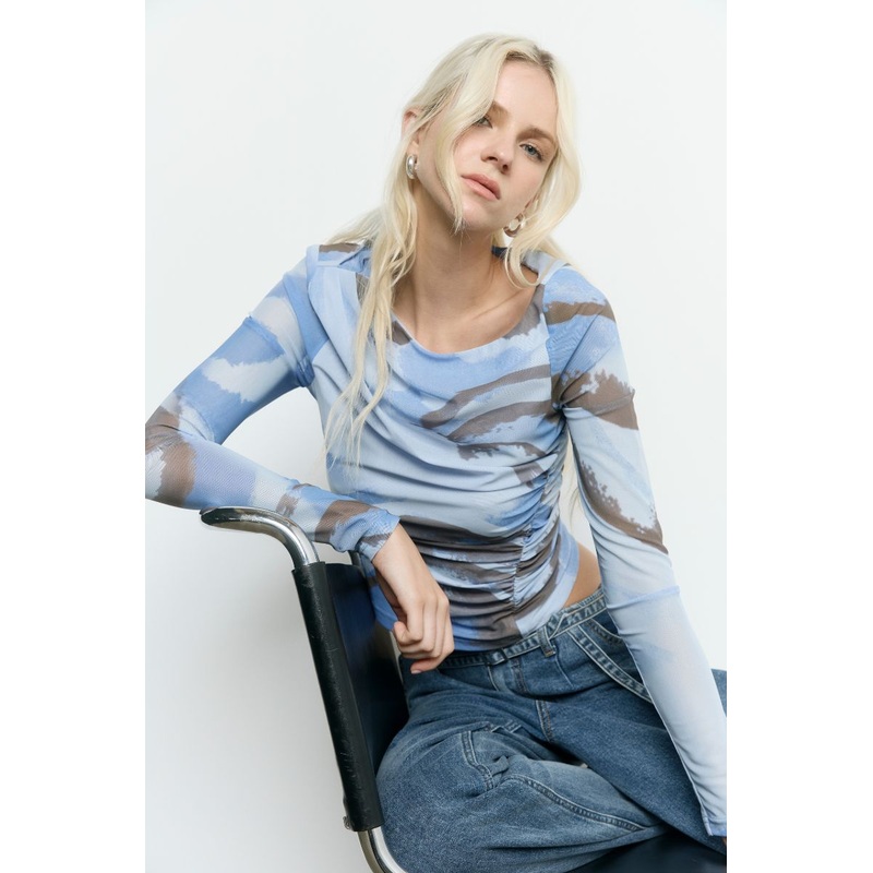 Whirl Slate Mesh Print LS Top