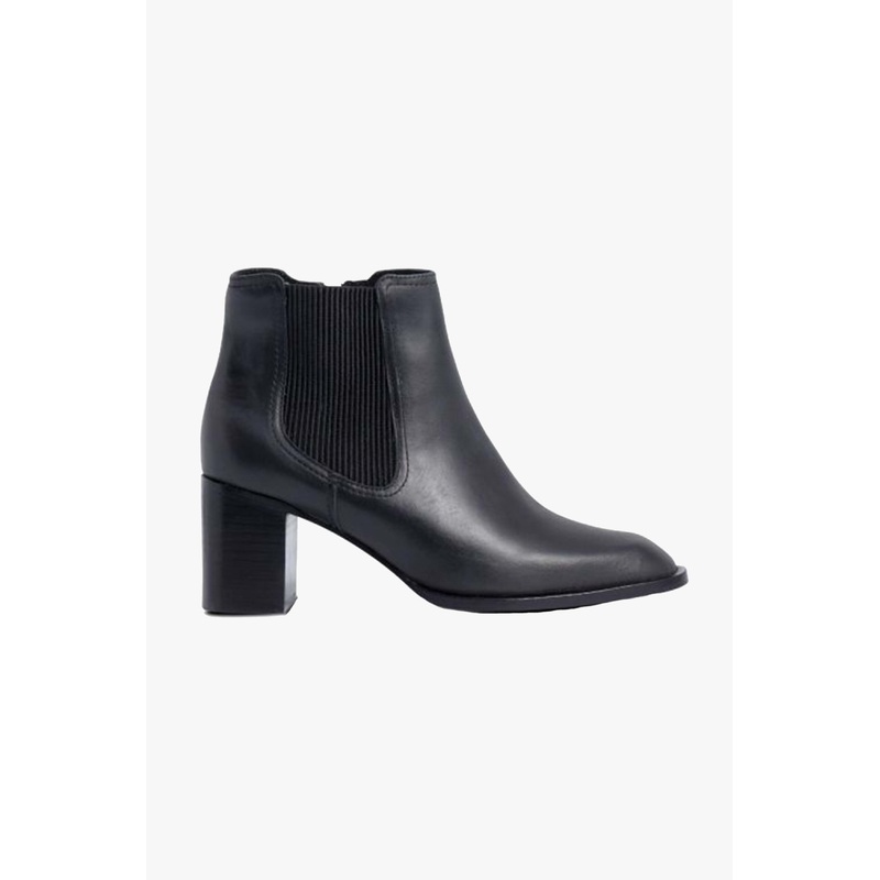 Eleanore Heeled Black Leather Chelsea Boot