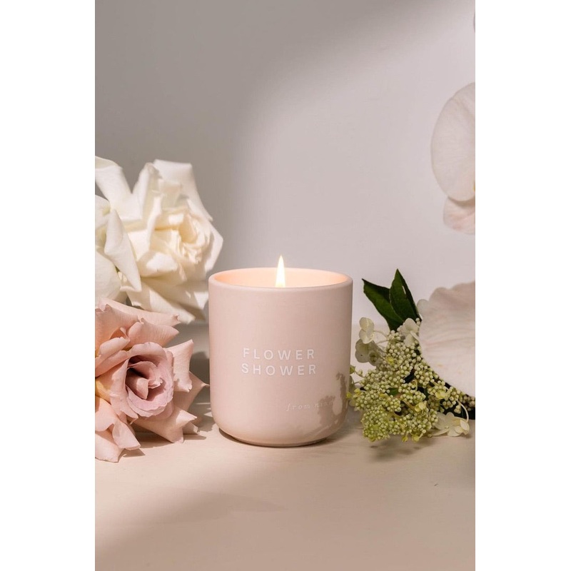 Flower Shower 310g Perfumed Candle