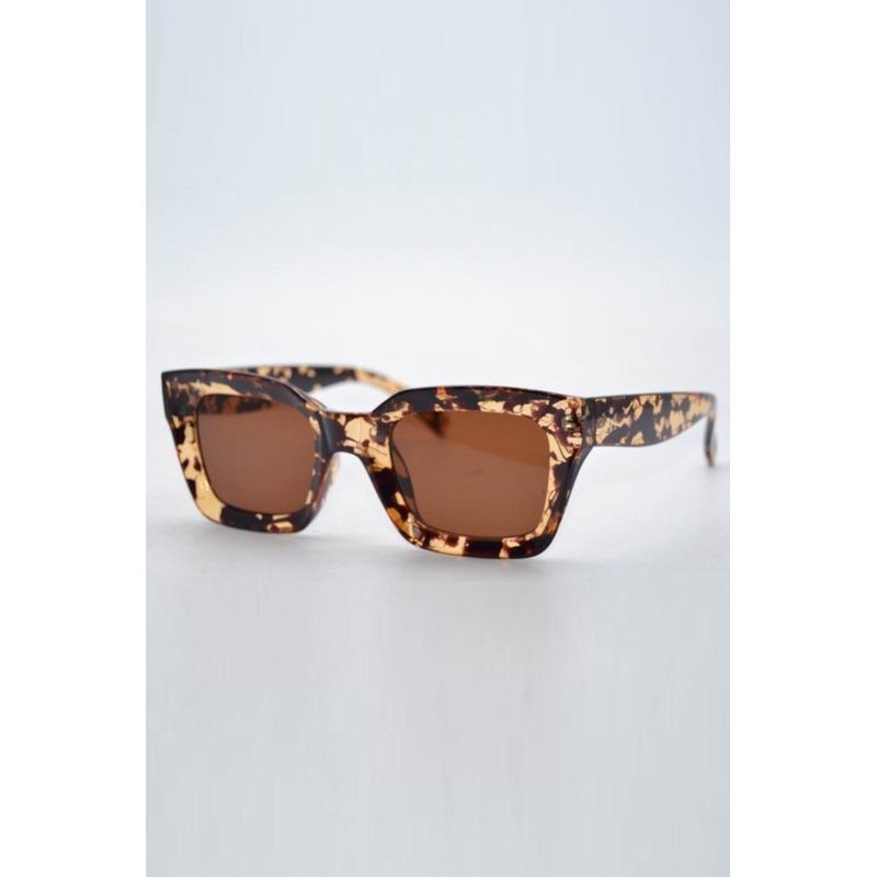 Onassis Square Turtle with Brown Lens Sunglasses