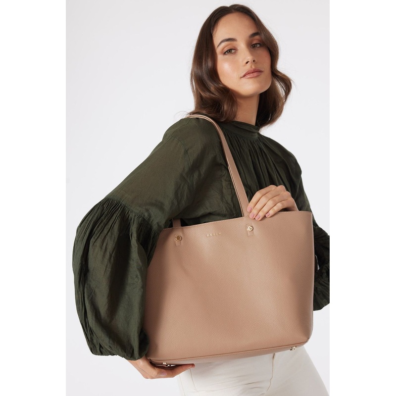 Tilbury Taupe Leather Shoulder Bag