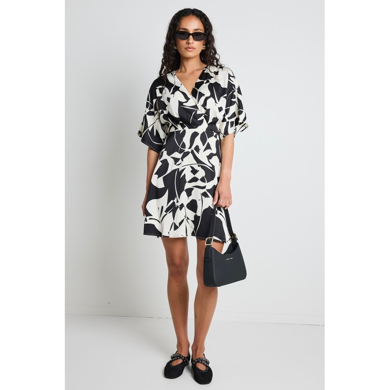 Dali Black White Satin SS Kimono Mini Dress