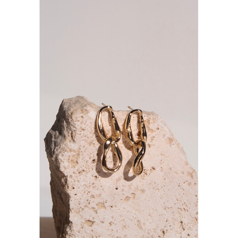 Double Link Twist Gold Stud Earrings