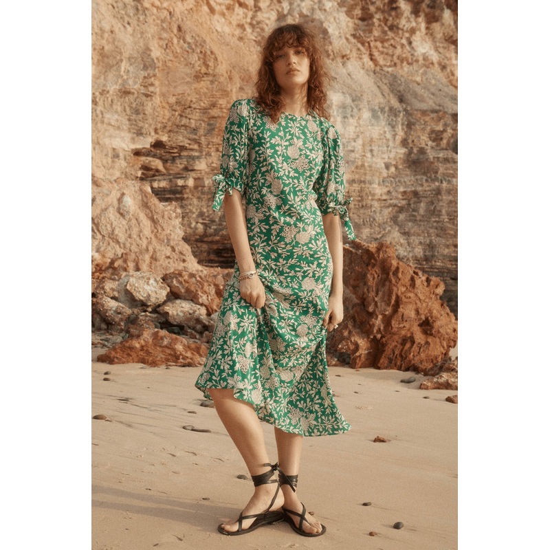 Raelynn Apple Green Floral Mid Sleeve Midi Dress