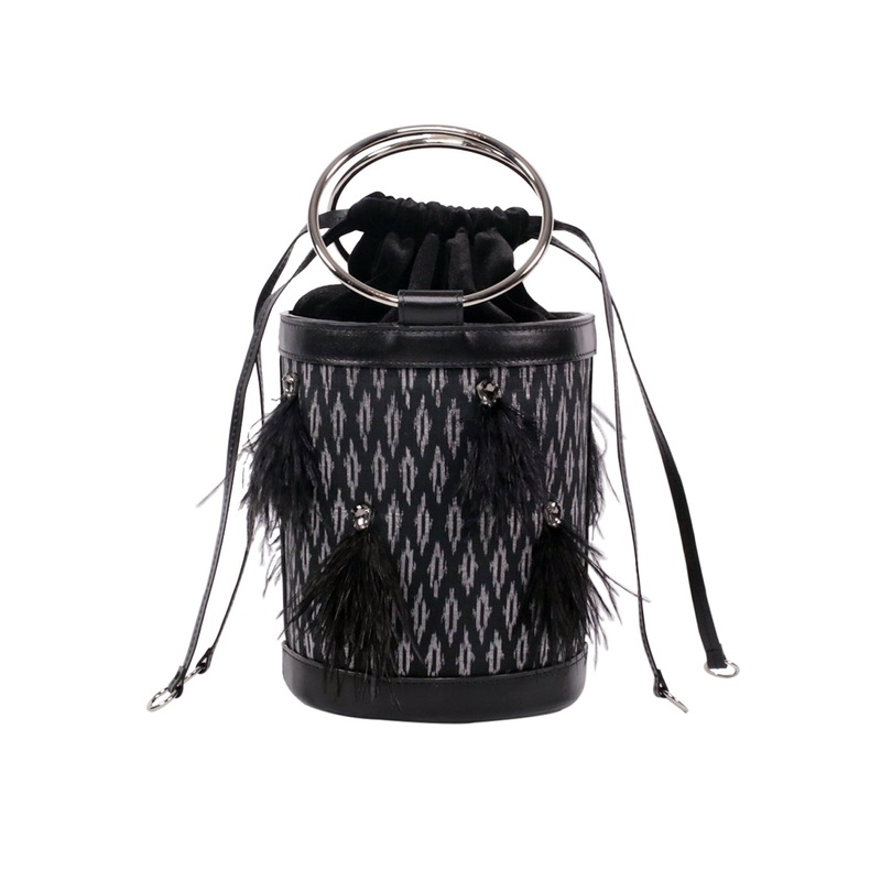 PAVA Rad Black 02-01
