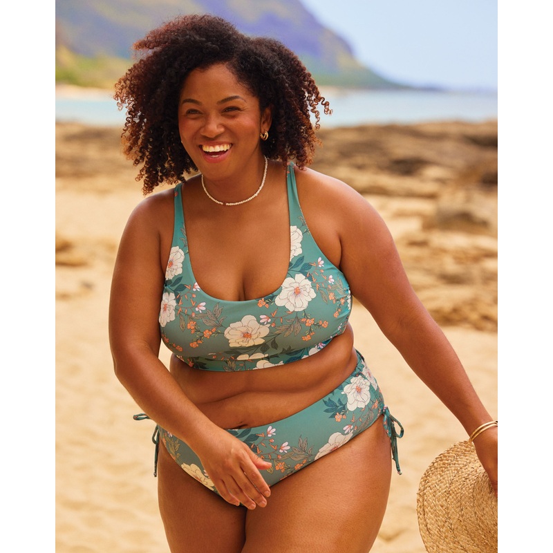 Aurora Amore Plus Size Scoop Top – Saguaro