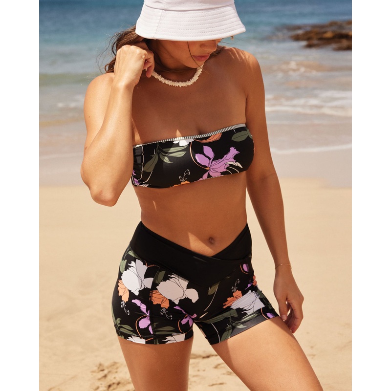 Dreamy Cross-Over Speedy Short – Black / Dreamy