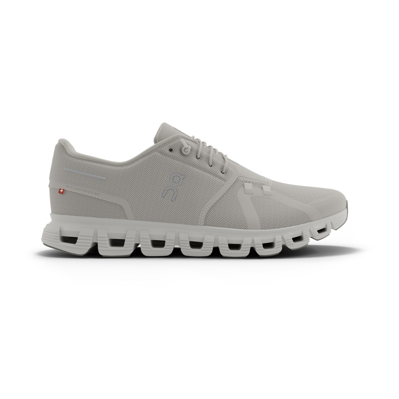 On Women’s Cloud 6 Pearl White
