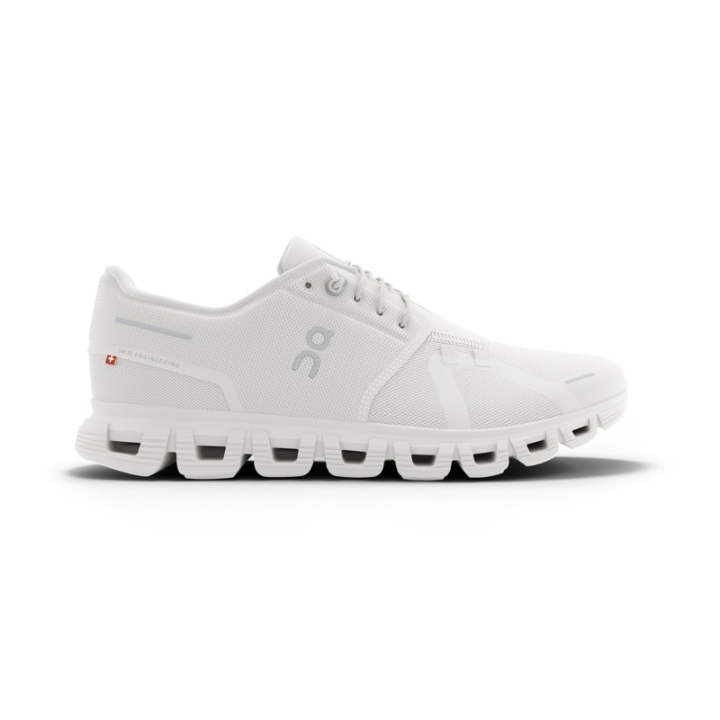 On Women’s Cloud 6 White/White