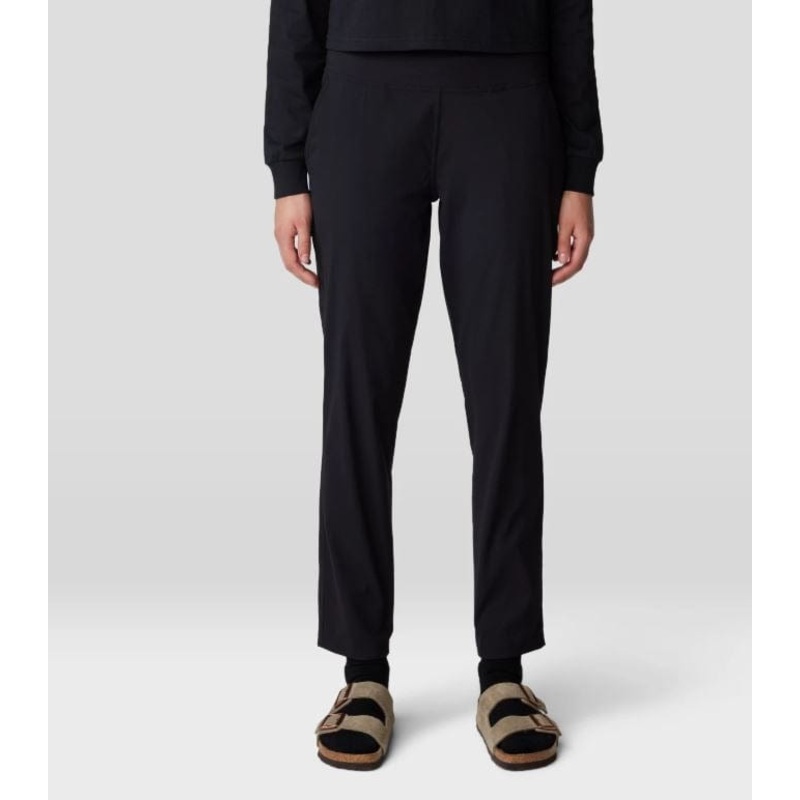 Mountain Hardwear Women’s Dynama Ankle Pant in Black