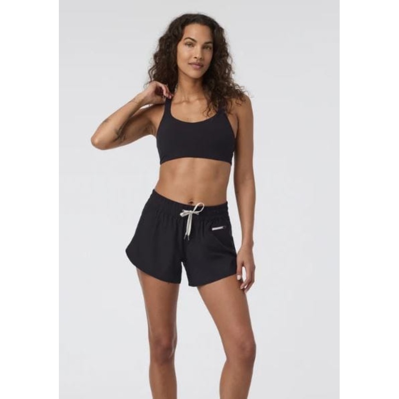 Vuori Women’s Dynamic Bra in Black