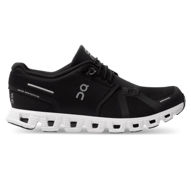 On Cloud 5 Shoes in Black | White – Men’s