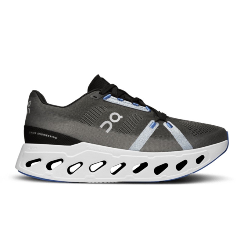 On Cloudeclipse in Black | Frost – Men’s